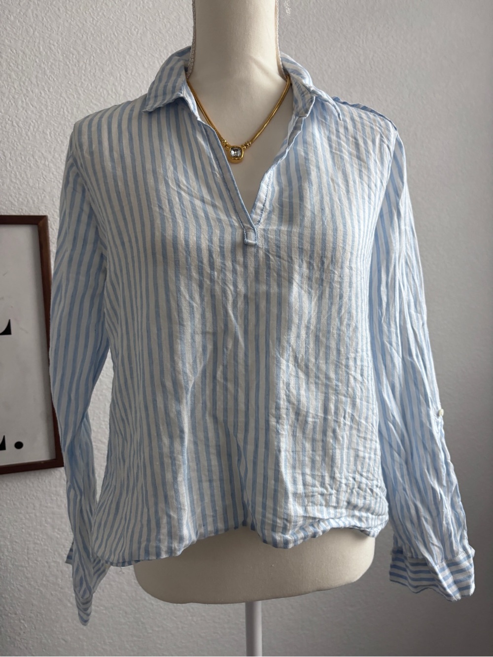 Saks Fifth Avenue linen Blue & White Striped Collared V-Neck Women's Top